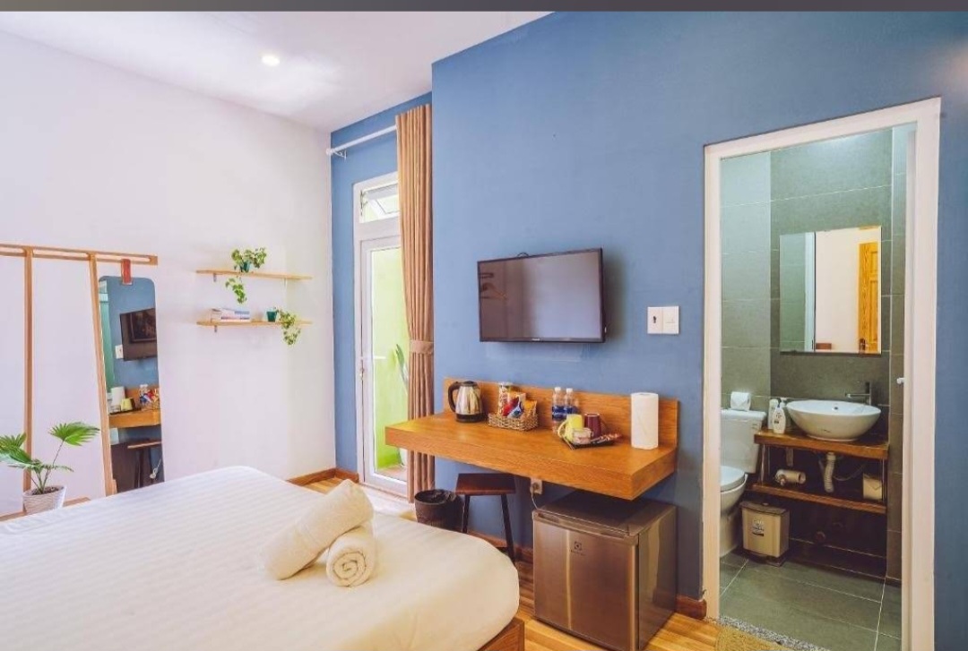 Blue Comfort Room