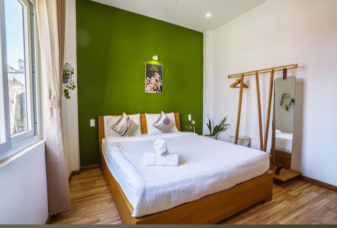 Green Deluxe Room